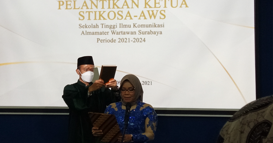 Pelantikan Dan Harapan Ketua Stikosa-AWS Periode 2021-2024